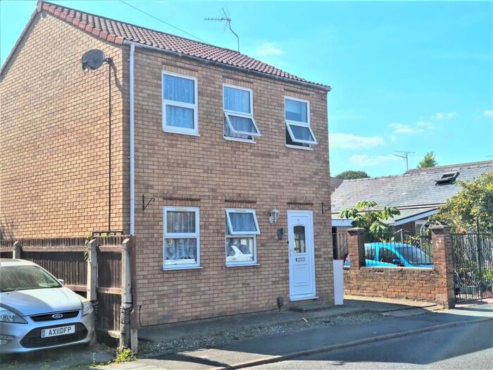 3 Bedroom Detached House To Rent In Ramnoth Road, Wisbech, PE13