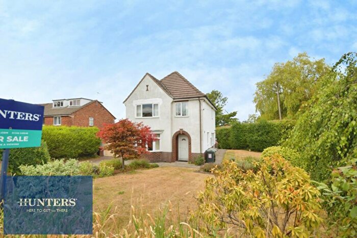 3 Bedroom Detached House For Sale In Queen Victoria Road, New Tupton, Chesterfield, S42