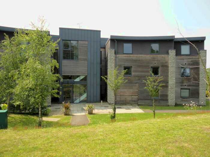 1 Bedroom Flat To Rent In Sandling Park, Sandling Lane, Maidstone, Kent, ME14