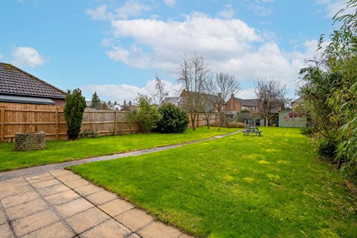 2 Bedroom Detached Bungalow For Sale In Broad Lane, Cottenham, CB24
