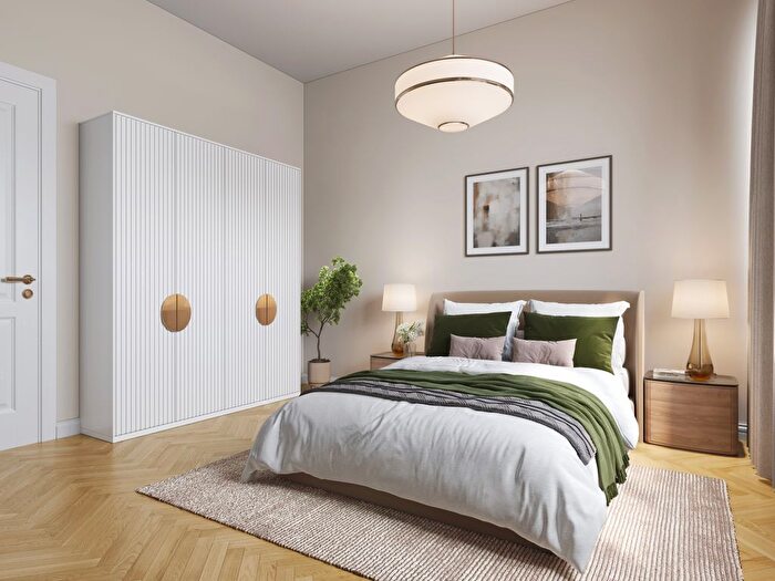 2 Bedroom Flat For Sale In New Road, Gravesend, DA11