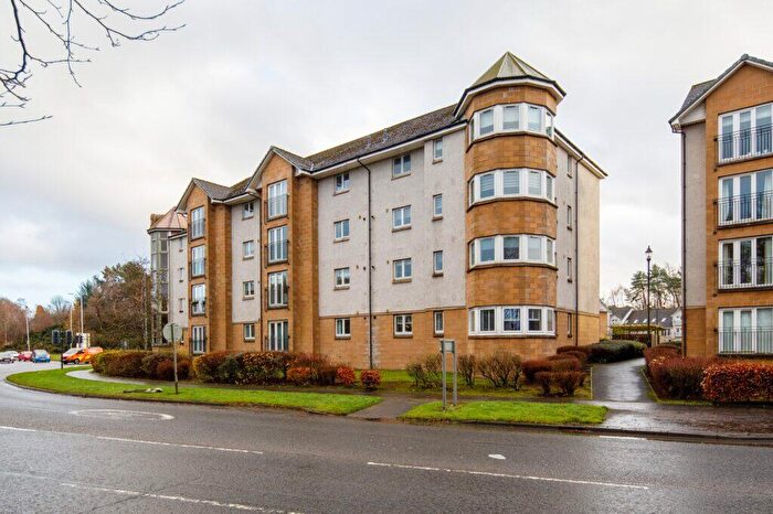 2 Bedroom Apartment For Sale In Gullion Park, East Kilbride, G74