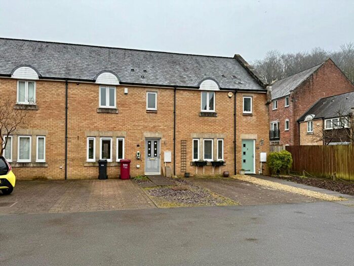 2 Bedroom Mews To Rent In Wakefield Mews, Eagley, Bolton, BL7