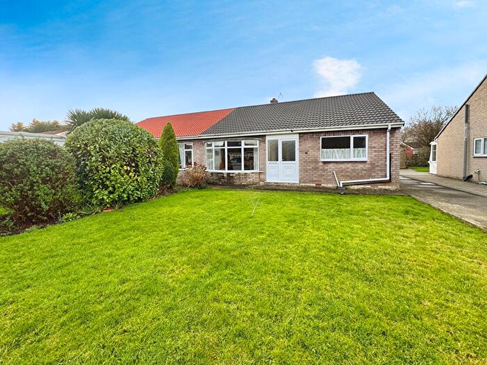 3 Bedroom Semi-Detached Bungalow For Sale In Park Crescent, Thorne, Doncaster, DN8