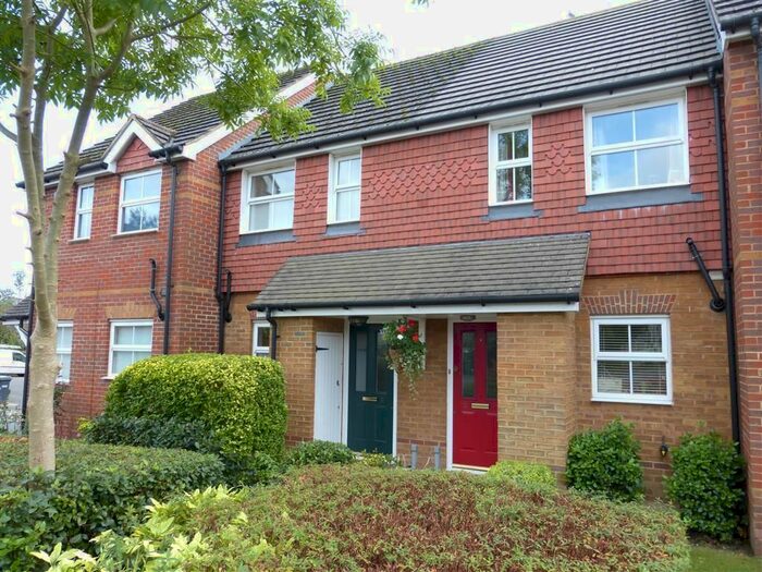 2 Bedroom Terraced House To Rent In Shire Place, Redhill, RH1