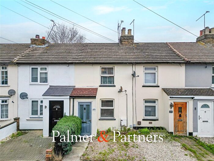 2 Bedroom Terraced House For Sale In Baddow Road, Chelmsford, Essex, CM2