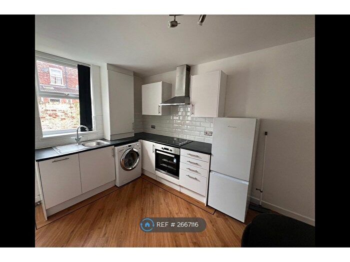 2 Bedroom Terraced House To Rent In Thornfield Street, Salford, M5