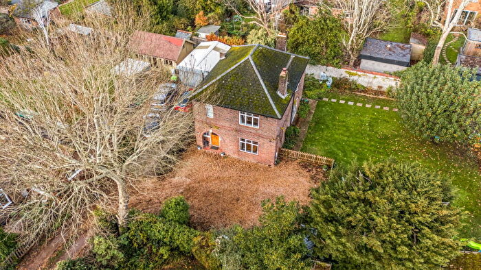 3 Bedroom Detached House For Sale In Twyford, Winchester, SO21