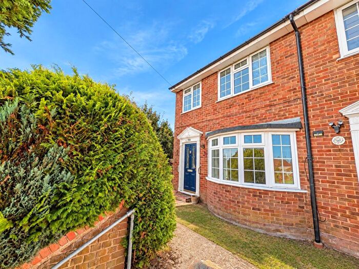 3 Bedroom End Terrace House For Sale In Downsview Crescent, Uckfield, TN22