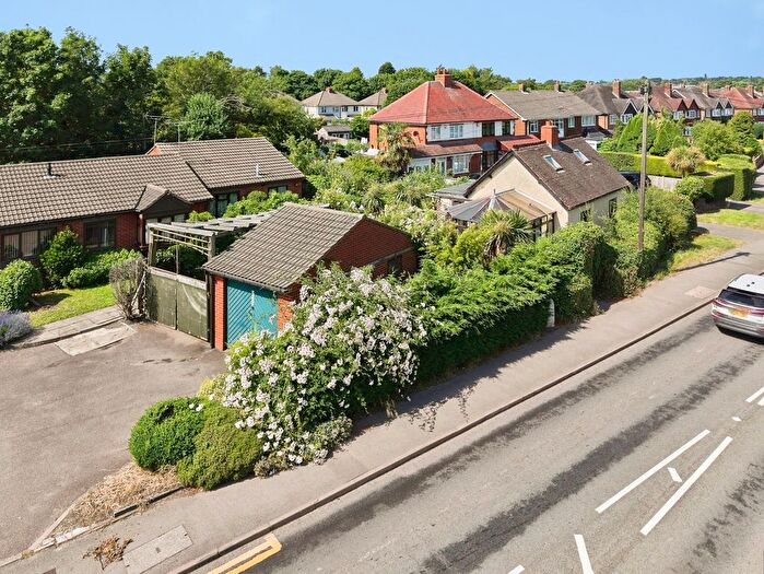 3 Bedroom Bungalow For Sale In Walsall Road, Aldridge, West Midlands, WS9