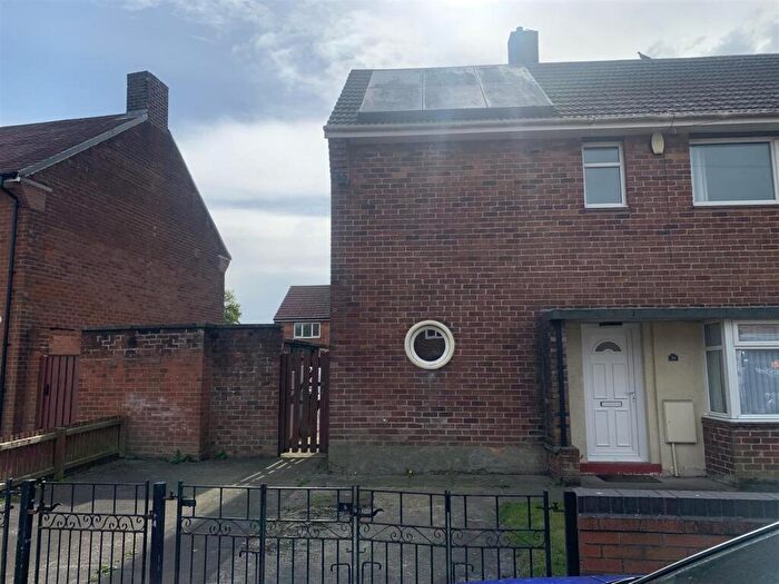 3 Bedroom Semi Detached House For Sale In Weardale Avenue, Blyth, NE24