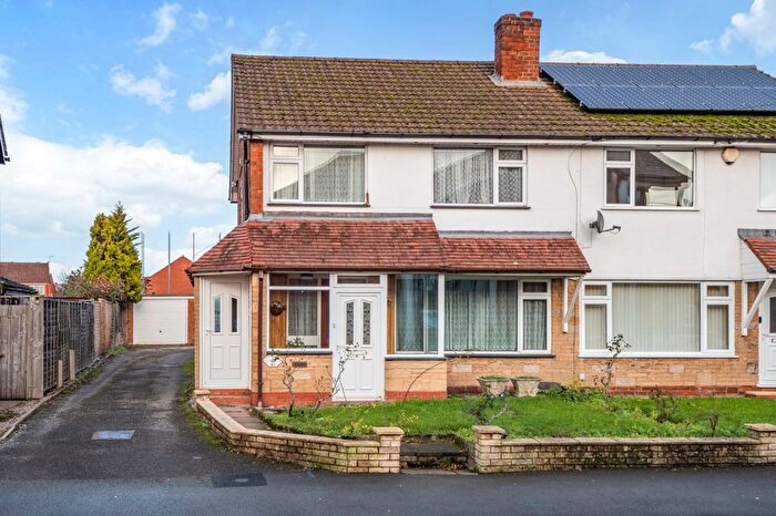 3 Bedroom Semi Detached House For Sale In All Saints Road, Bromsgrove, Worcestershire, B61