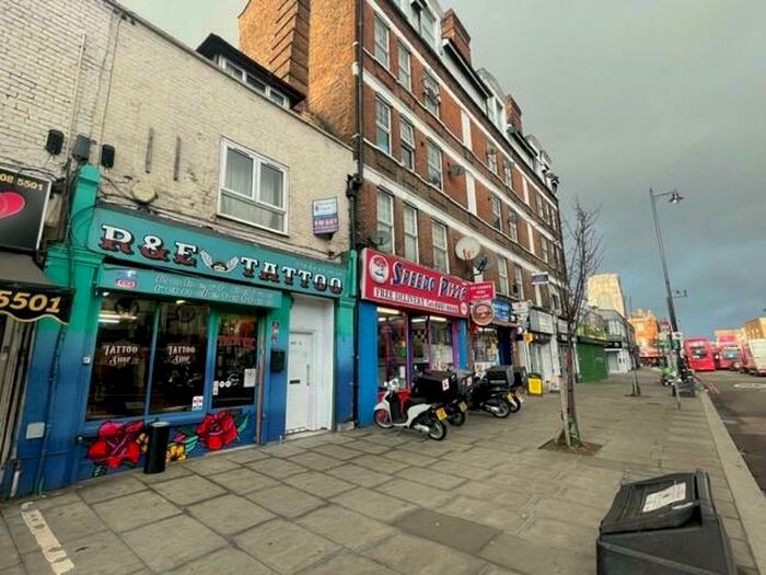 2 Bedroom Flat To Rent In High Road, Tottenham, London, N17