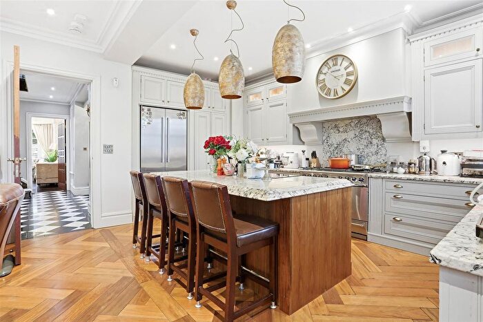 5 Bedroom Semi Detached House To Rent In Mulgrave Road, Sutton, SM2