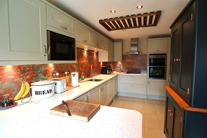4 Bedroom Detached House For Sale In Aintree Avenue, Barleythorpe, Oakham, LE15