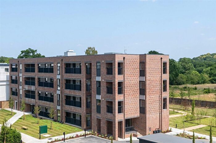 2 Bedroom Flat For Sale In Willowside House, B Littleworth Road, Esher, KT10