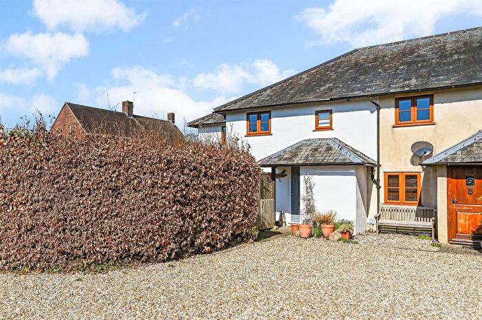3 Bedroom End Of Terrace House For Sale In Timothys Field, Abbotts Ann, Andover, SP11