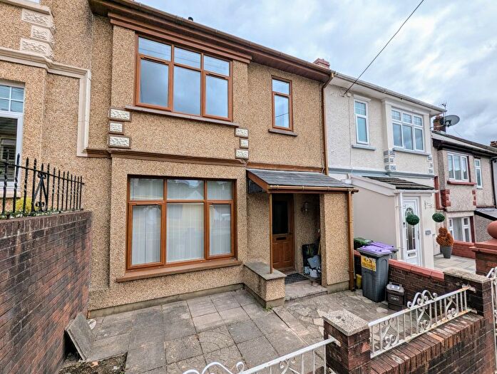 3 Bedroom Terraced House To Rent In Twmpath Road, Pontypool, Torfaen, NP4
