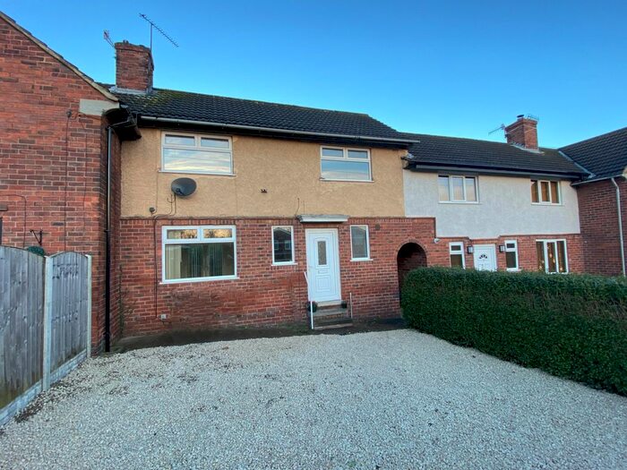2 Bedroom Semi-Detached House To Rent In Pine Street, Hollingwood, Chesterfield, Derbyshire S43