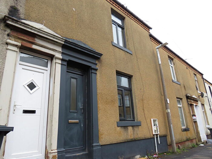 1 Bedroom House To Rent In Alfred Street, Halifax, HX1