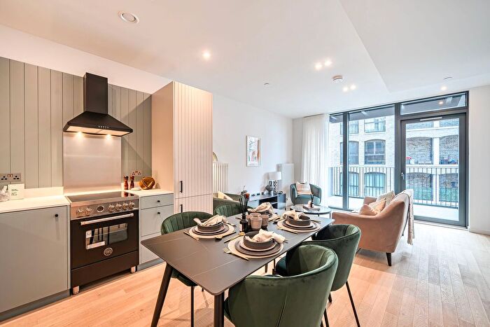 1 Bedroom Flat For Sale In The Brentford Project, Brentford, TW8