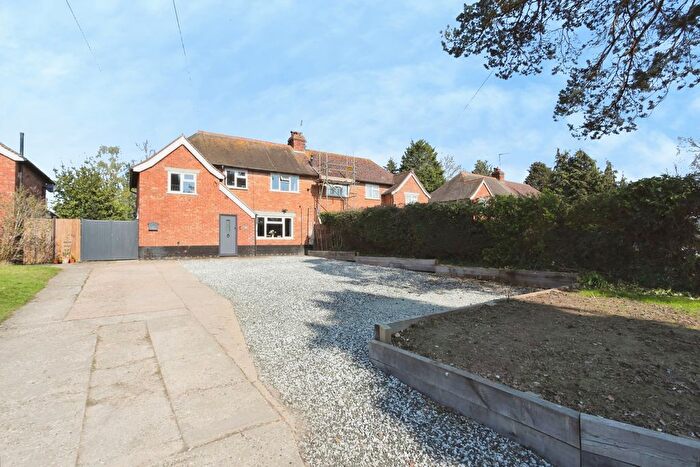 3 Bedroom Semi Detached House For Sale In Court Lane, Hadlow, Tonbridge, Kent, TN11