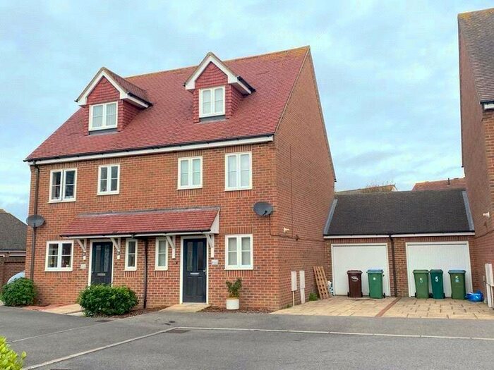 3 Bedroom Semi-Detached House To Rent In Isabella Place, Ashmead Way, Angmering, Littlehampton, BN16