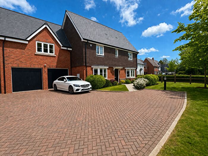 4 Bedroom Detached House For Sale In Marden, Kent, TN12