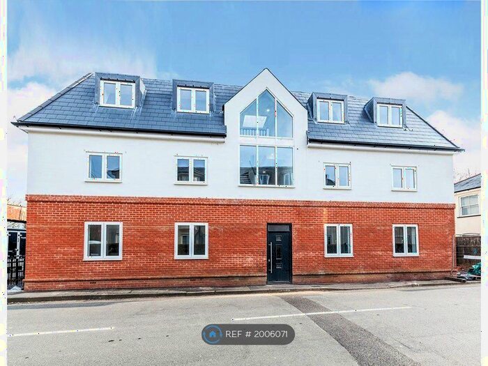 1 Bedroom Flat To Rent In Carta House, Egham, TW20