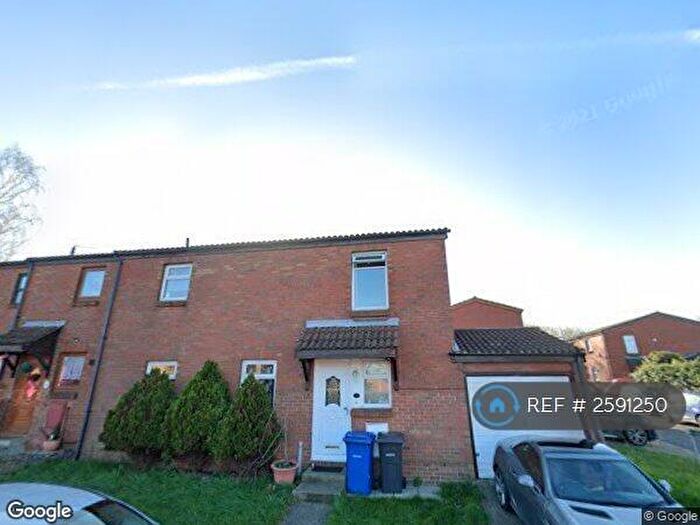3 Bedroom Semi-Detached House To Rent In Thamley, Purfleet, RM19