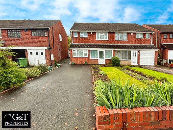 3 Bedroom Semi-Detached House To Rent In Mill Street, Brierley Hill, DY5