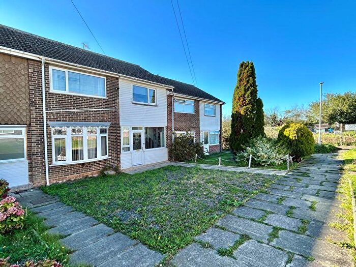 3 Bedroom Terraced House For Sale In Laurel Drive, Bradwell, NR31