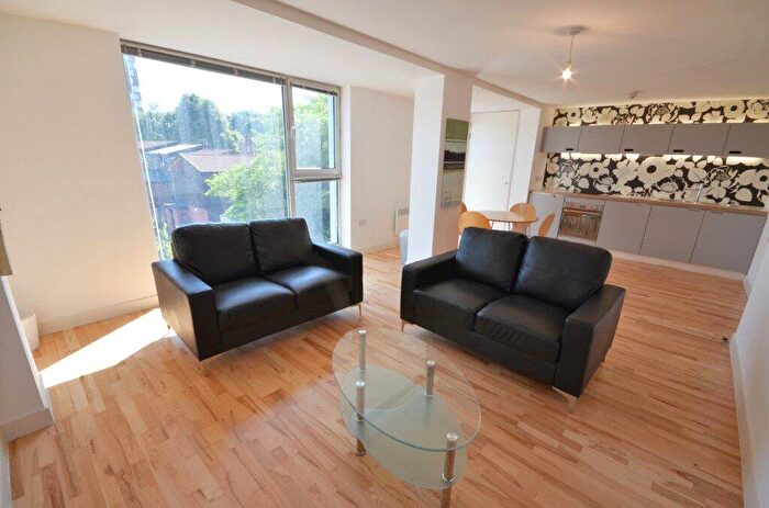 1 Bedroom Apartment To Rent In Emmeline, Manchester, M40