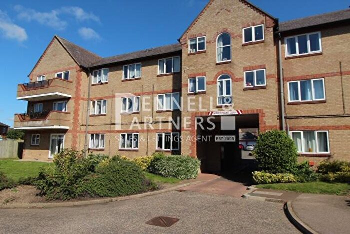 2 Bedroom Flat For Sale In Fleet Way, Peterborough, PE2