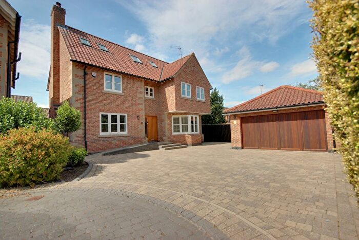 5 Bedroom Detached House For Sale In Mere Glen, Leconfield, Beverley, HU17