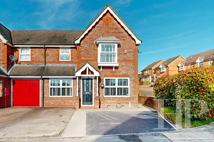 3 Bedroom Semi-Detached House For Sale In Milborne Road, Maidenbower, RH10