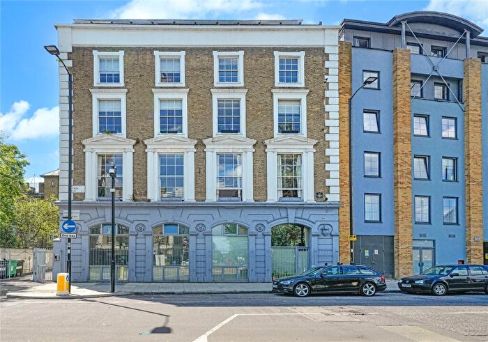 2 Bedroom Flat To Rent In York Way, London, N7