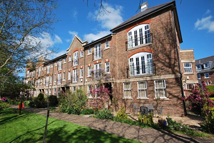 3 Bedroom Town House To Rent In Mortley Close, Tonbridge, Tonbridge, TN9