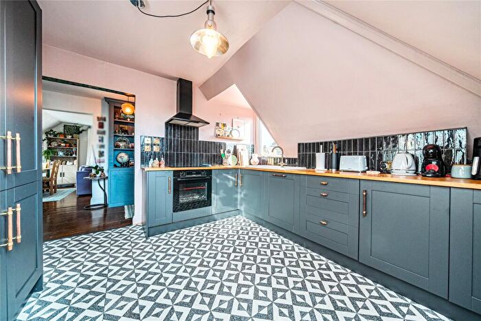 1 Bedroom Property For Sale In Langley Road, Beckenham, BR3