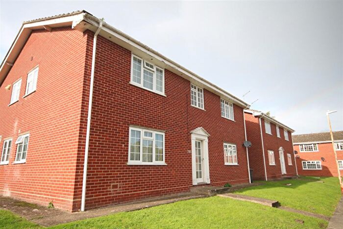 1 Bedroom Flat For Sale In Roseacre Close, Canterbury, CT2