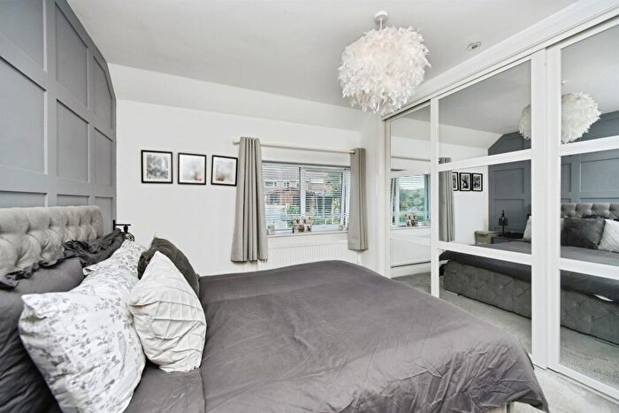 3 Bedroom Terraced House For Sale In Stanstead Crescent, Brighton, BN2