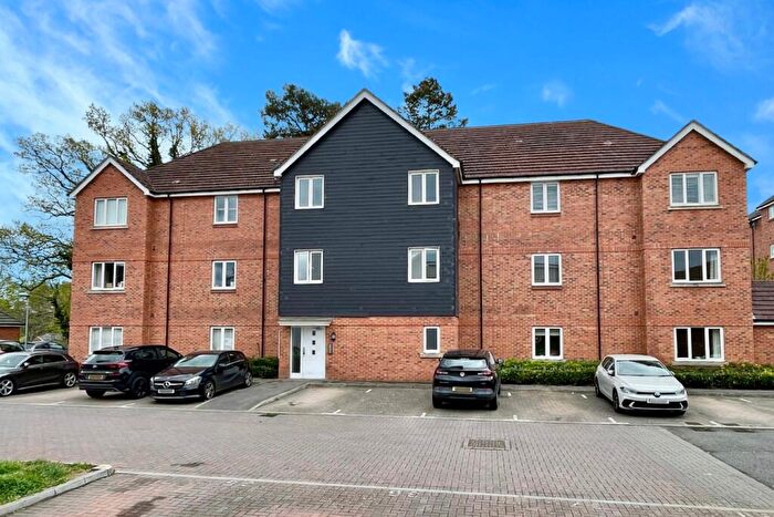 1 Bedroom Apartment For Sale In Centrifuge Way, Farnborough, GU14