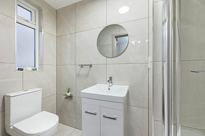 1 Bedroom Studio To Rent In Harrow View, Harrow, HA1