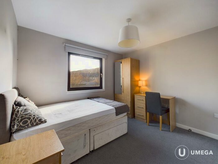 Studio To Rent In West Adam Street, South Side, Edinburgh, EH8