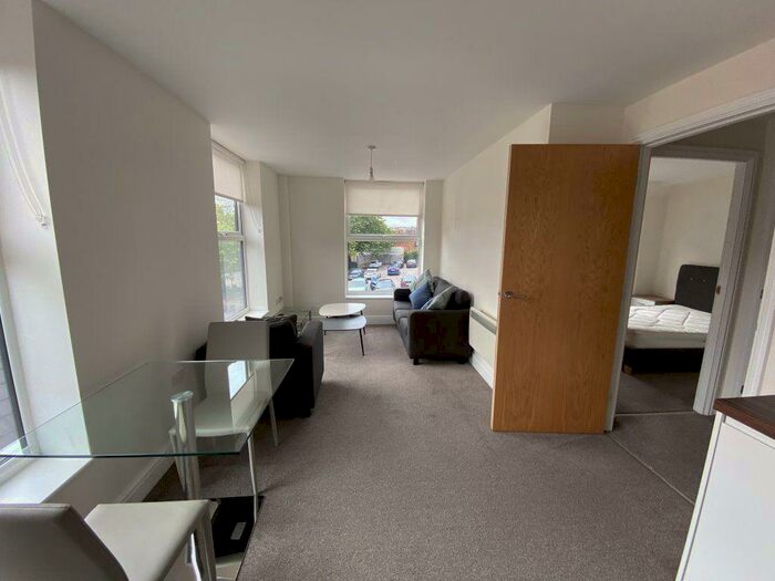 1 Bedroom Apartment To Rent In Available July St, DE1