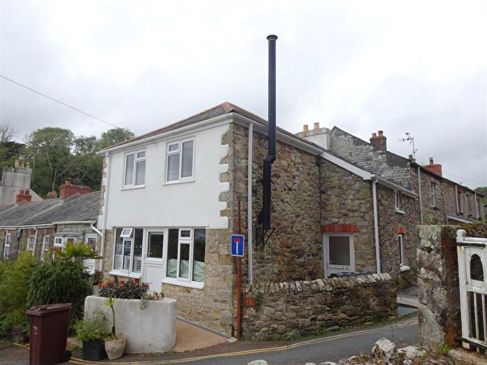 2 Bedroom Flat To Rent In The Square, Pentewan, St Austell, Cornwall, PL26