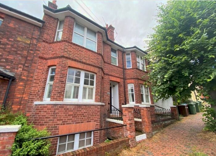 1 Bedroom Flat To Rent In Grosvenor Park, Tunbridge Wells, TN1