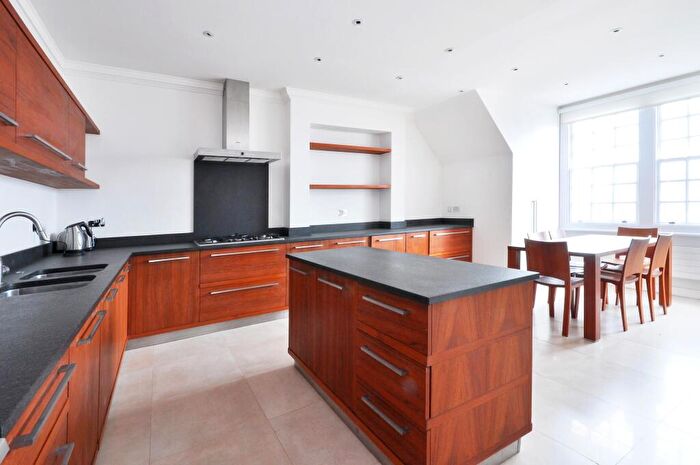 4 Bedroom Penthouse To Rent In Bracknell Gardens London, NW3