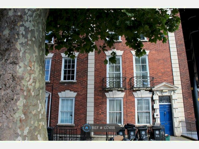 2 Bedroom Flat To Rent In Hotwell Road, Bristol, BS8