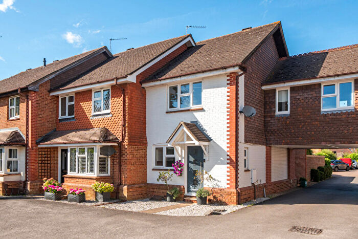 3 Bedroom End Of Terrace House For Sale In Warwick Deeping, Ottershaw, KT16